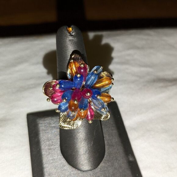 Beaded stretchy flower ring, NWOT - Picture 1 of 8